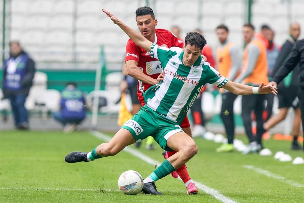 Olaylı biten Konyaspor – Antalyaspor maçından kareler 23